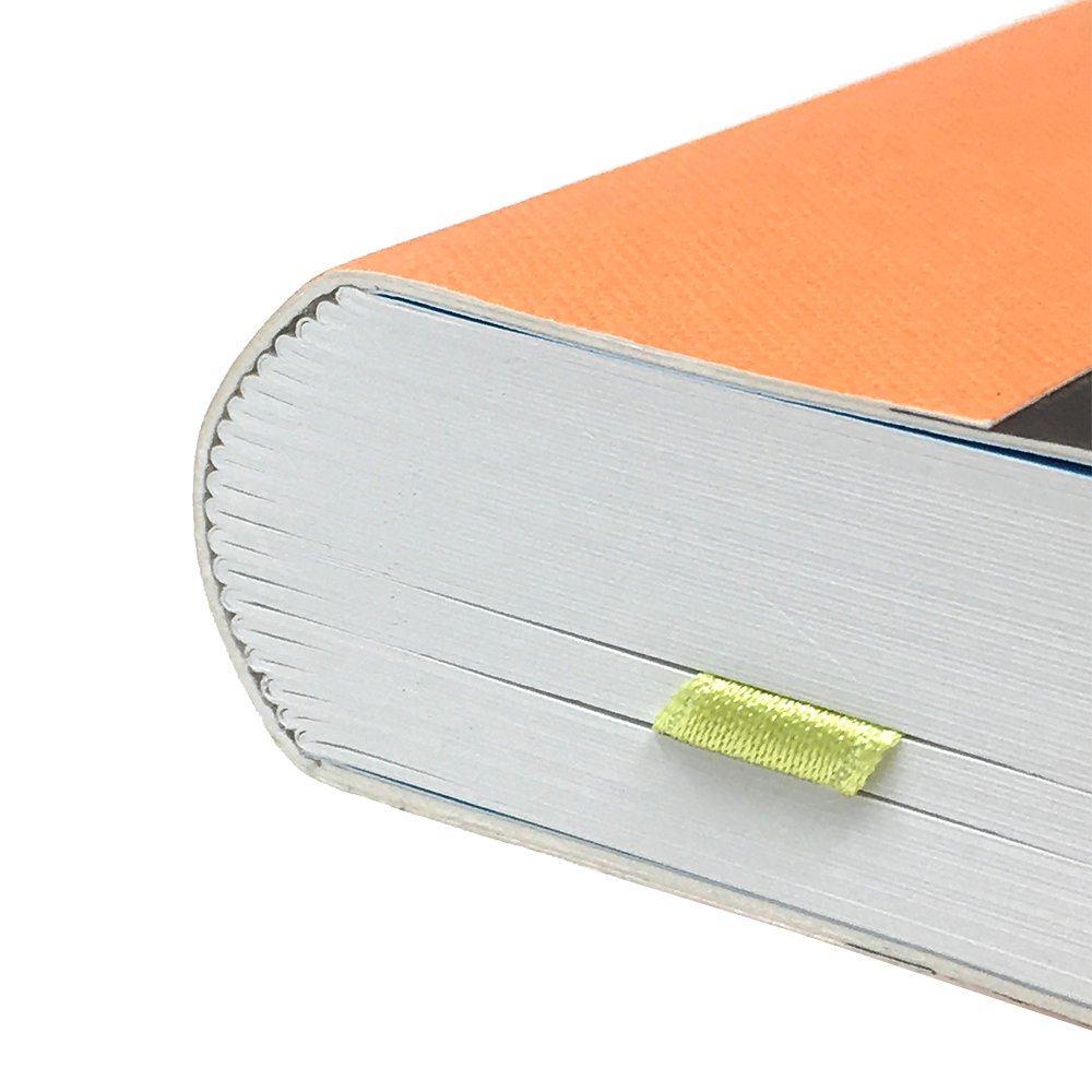 Quality smyth-sewn binding: lays flat when open!
